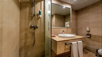 Paradise Park Fun Lifestyle Hotel