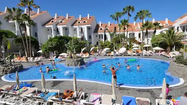 Paradise Park Fun Lifestyle Hotel