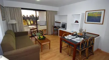 Paradise Park Fun Lifestyle Hotel