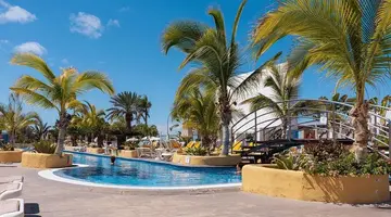 Paradise Park Fun Lifestyle Hotel