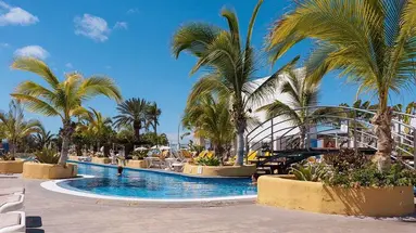 Paradise Park Fun Lifestyle Hotel