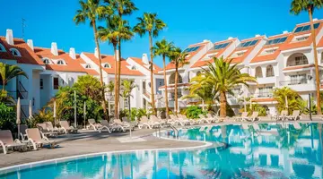Paradise Park Fun Lifestyle Hotel