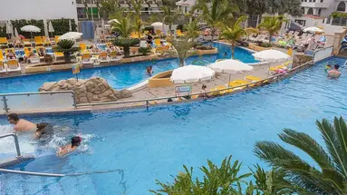 Paradise Park Fun Lifestyle Hotel