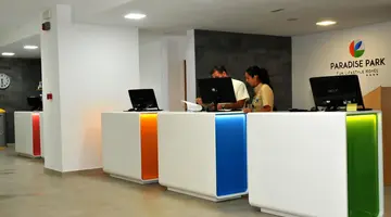 Paradise Park Fun Lifestyle Hotel