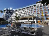 Paradise Park Fun Lifestyle Hotel