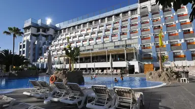 Paradise Park Fun Lifestyle Hotel
