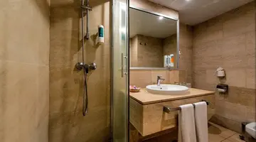 Paradise Park Fun Lifestyle Hotel