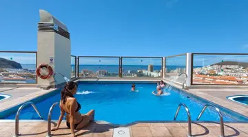 Paradise Park Fun Lifestyle Hotel
