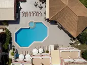 Paradiso Apartments