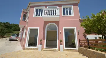 Paradiso Apartments