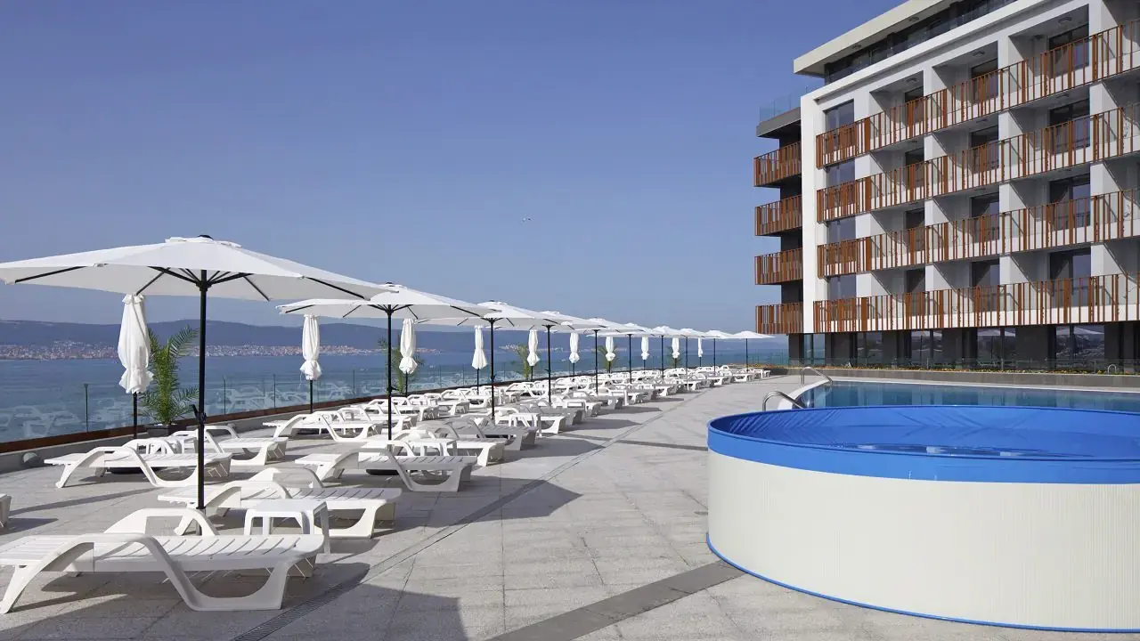 Paradiso Dreams Hotel