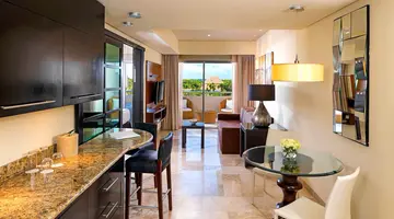 Paradisus La Perla Adults Only