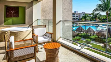 Paradisus La Perla Adults Only
