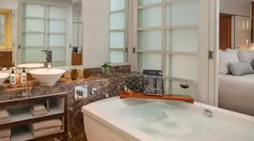 PARADISUS LA PERLA