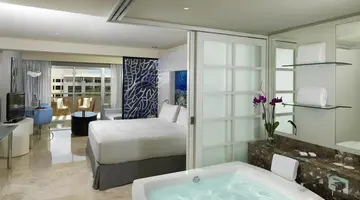 PARADISUS LA PERLA