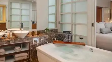PARADISUS LA PERLA