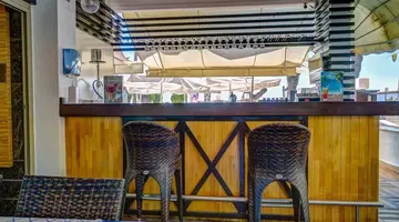 PARADOR BEACH HOTEL