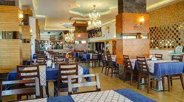 PARADOR BEACH HOTEL