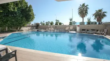 Parador Sky (ex. Big Blue Sky Hotel)