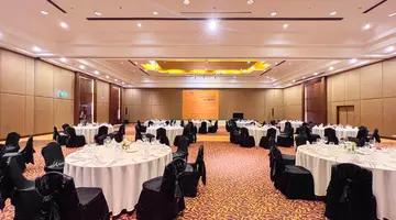 PARADOX RESORT PHUKET (ex. MOVENPICK RESORT & SPA KARON BEACH)