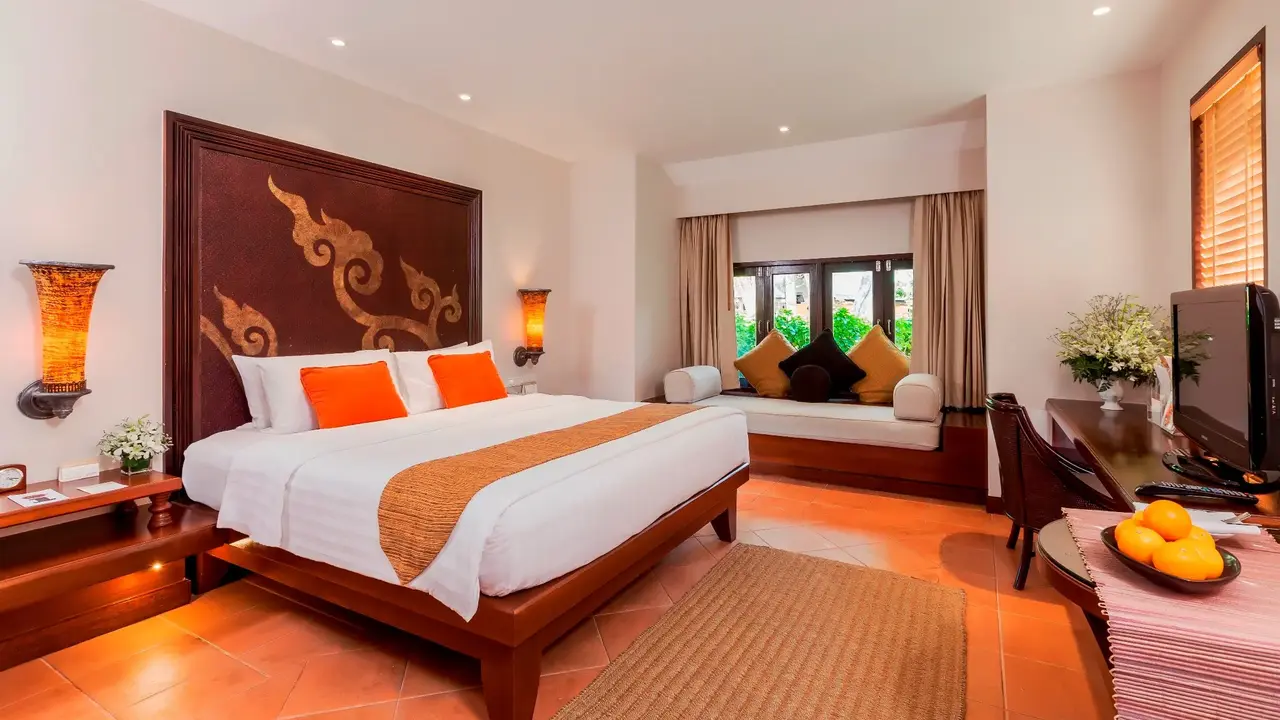 PARADOX RESORT PHUKET (ex. MOVENPICK RESORT & SPA KARON BEACH)