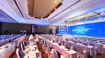 PARADOX RESORT PHUKET (ex. MOVENPICK RESORT & SPA KARON BEACH)
