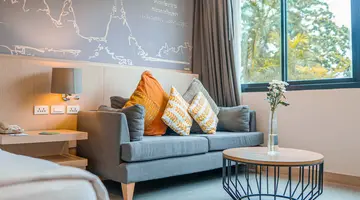PARADOX RESORT PHUKET (ex. MOVENPICK RESORT & SPA KARON BEACH)