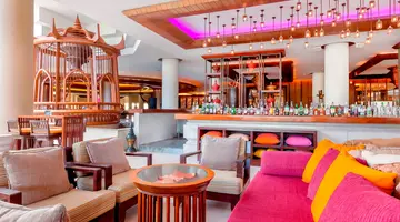 PARADOX RESORT PHUKET (ex. MOVENPICK RESORT & SPA KARON BEACH)