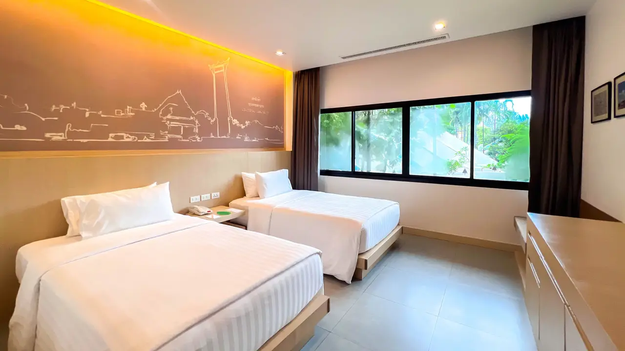 PARADOX RESORT PHUKET (ex. MOVENPICK RESORT & SPA KARON BEACH)