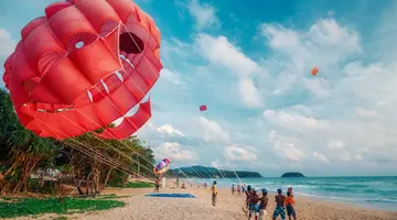 PARADOX RESORT PHUKET (ex. MOVENPICK RESORT & SPA KARON BEACH)