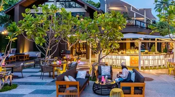 PARADOX RESORT PHUKET (ex. MOVENPICK RESORT & SPA KARON BEACH)