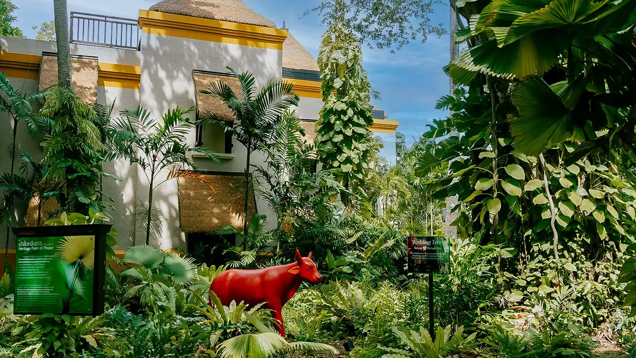 PARADOX RESORT PHUKET (ex. MOVENPICK RESORT & SPA KARON BEACH)