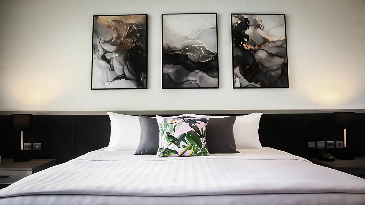 PARADOX RESORT PHUKET (ex. MOVENPICK RESORT & SPA KARON BEACH)