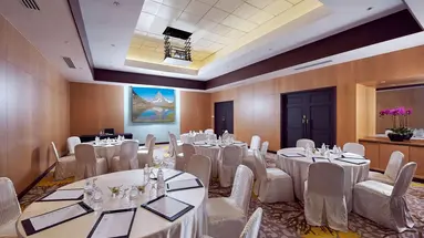 Paradox Singapore