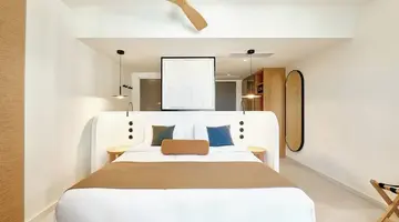 Paralos Kosta Alímia