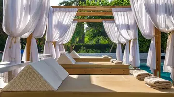 Paralos Lifestyle Beach