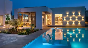 Paralos Lifestyle Beach