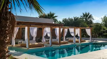 Paralos Lifestyle Beach