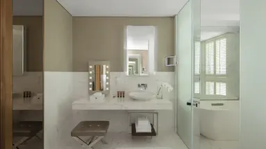 PARAMOUNT HOTEL DUBAI