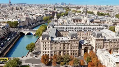 Paris, Paris...