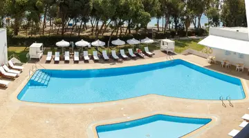 Park Beach Hotel