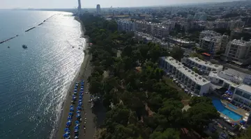 Park Beach Hotel