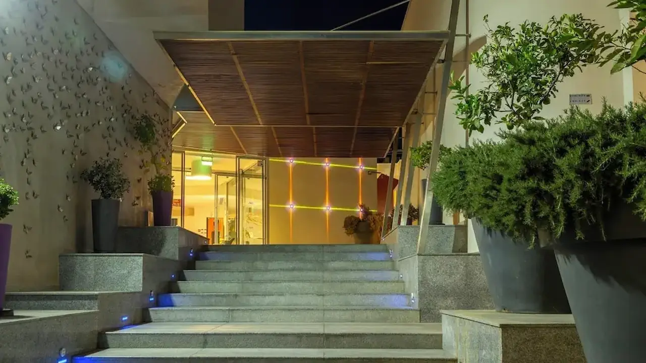 Park Beach Hotel