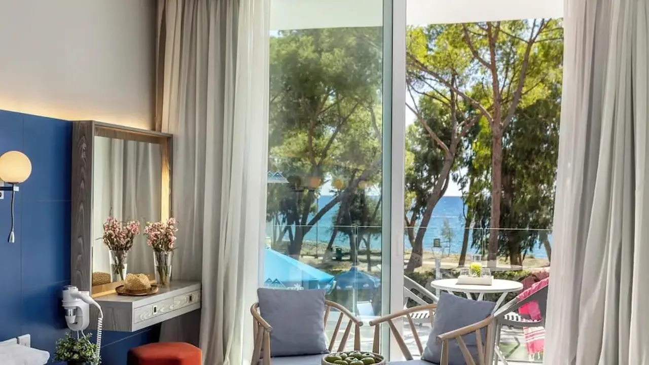 Park Beach Hotel