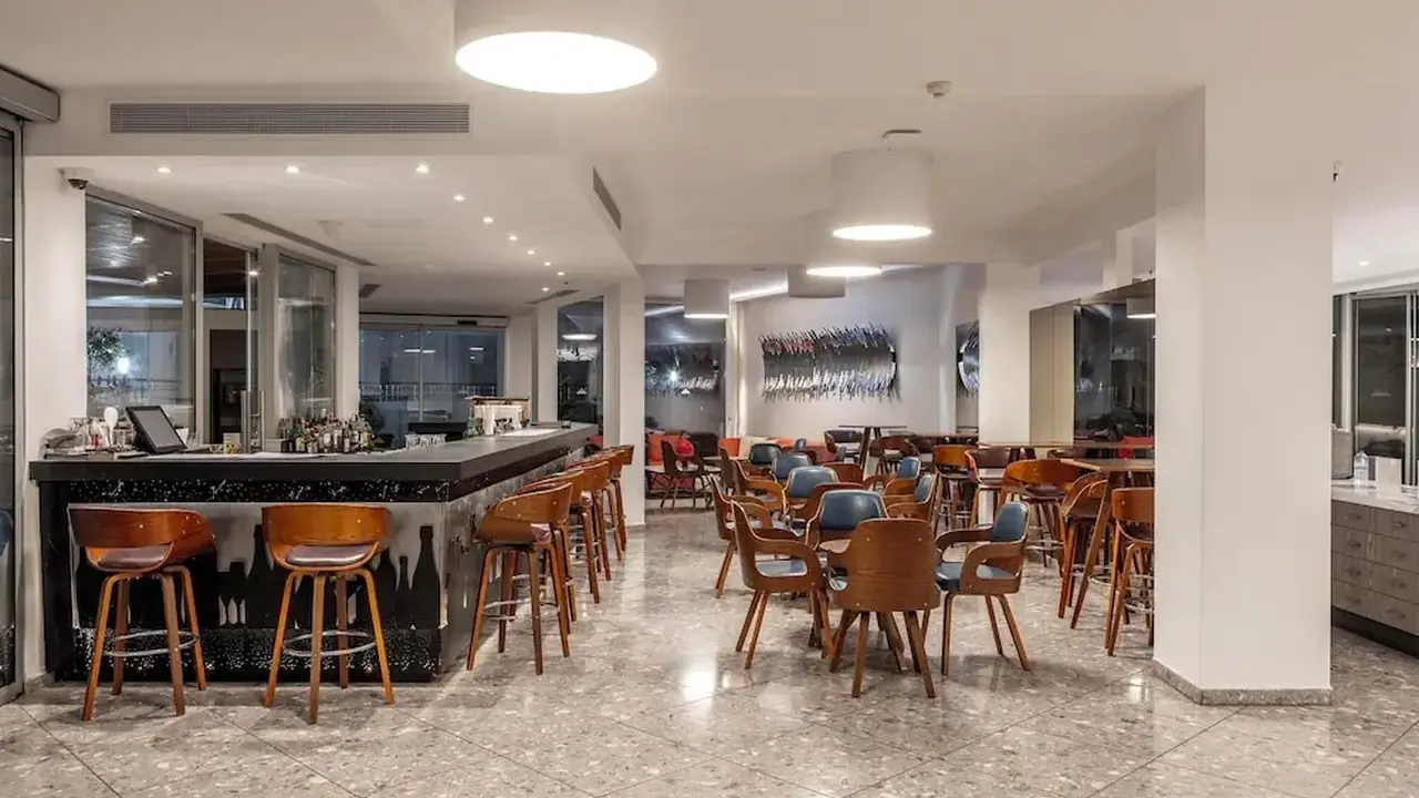 Park Beach Hotel