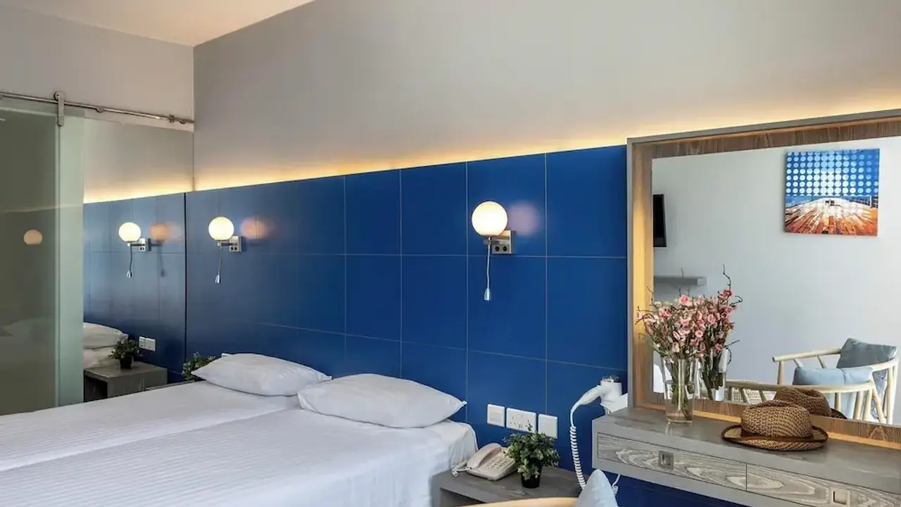 Park Beach Hotel