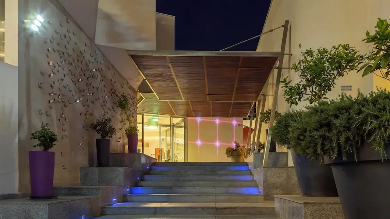 Park Beach Hotel