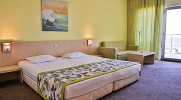 PARK HOTEL GOLDEN BEACH