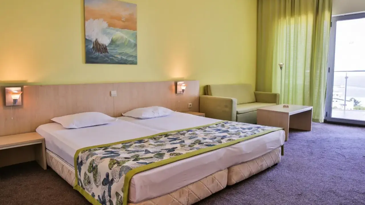 PARK HOTEL GOLDEN BEACH