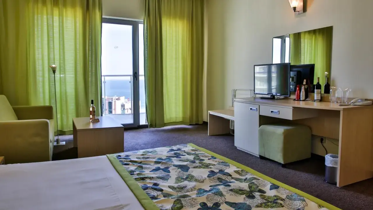 PARK HOTEL GOLDEN BEACH